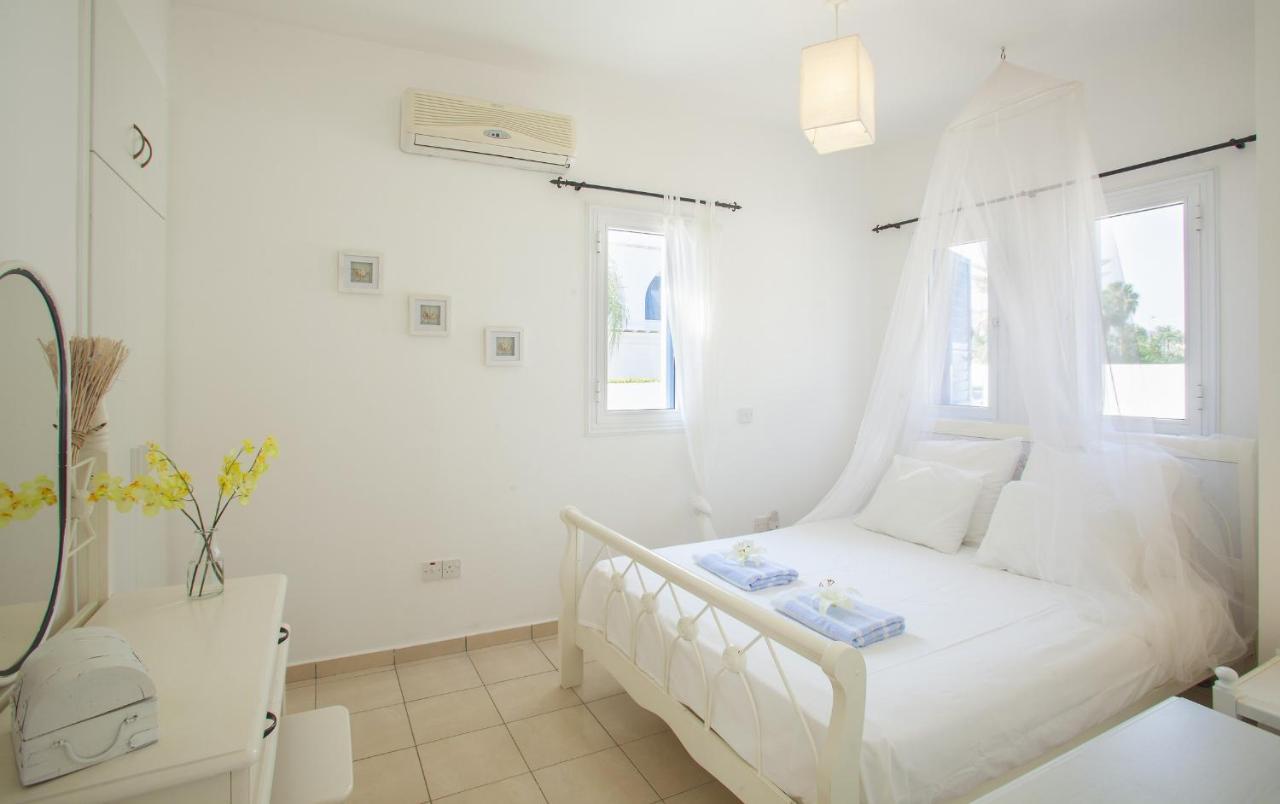 Mimoza Seafront Villa 프로타라스 외부 사진